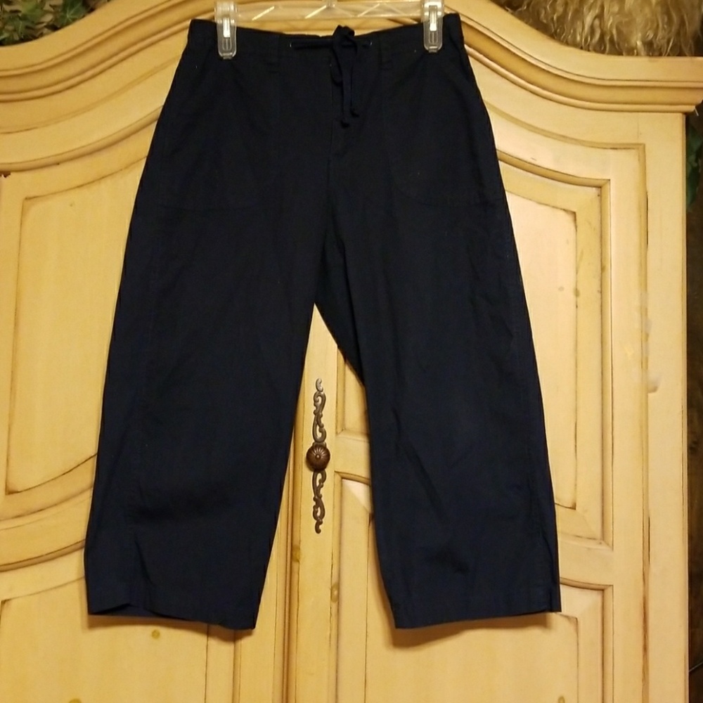 Basic Edition Capri - Picture 1 of 2